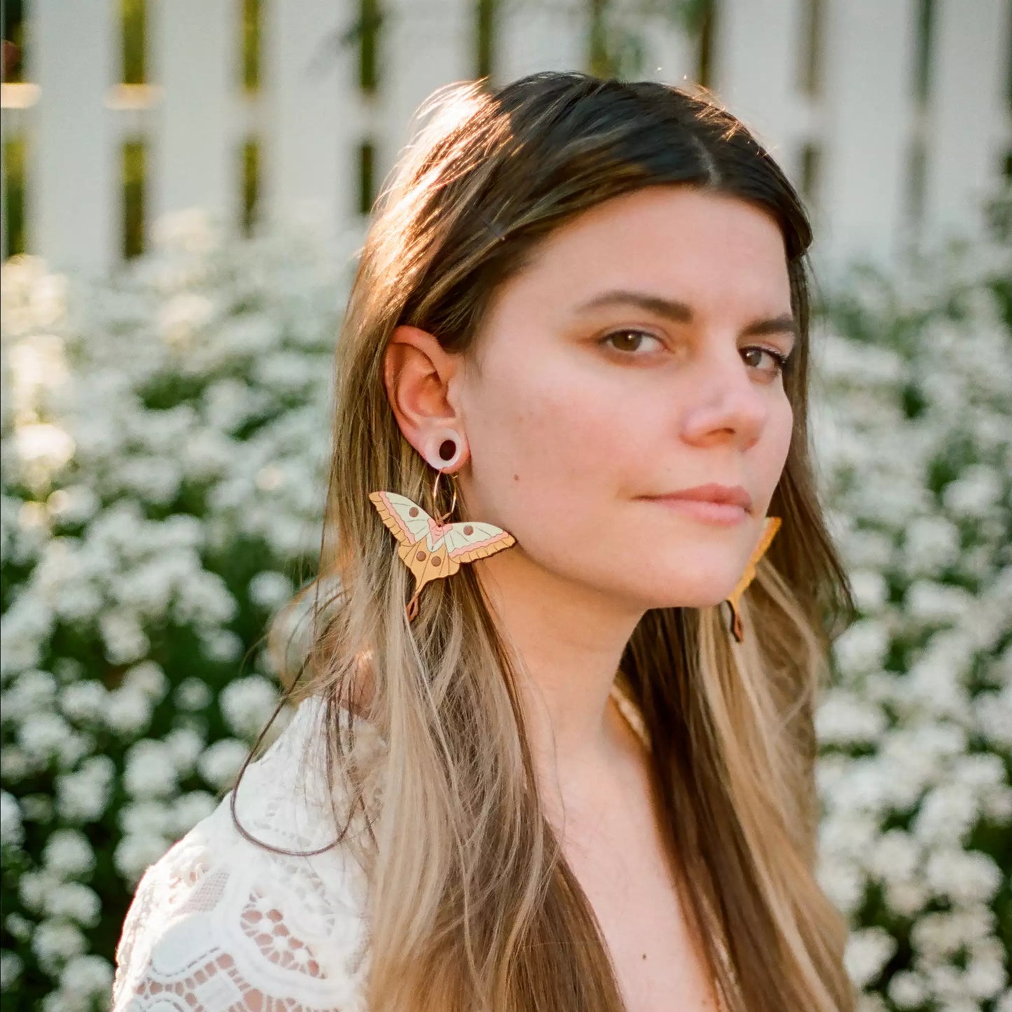 LE CHIC MIAMI - 70s Moth Hoops