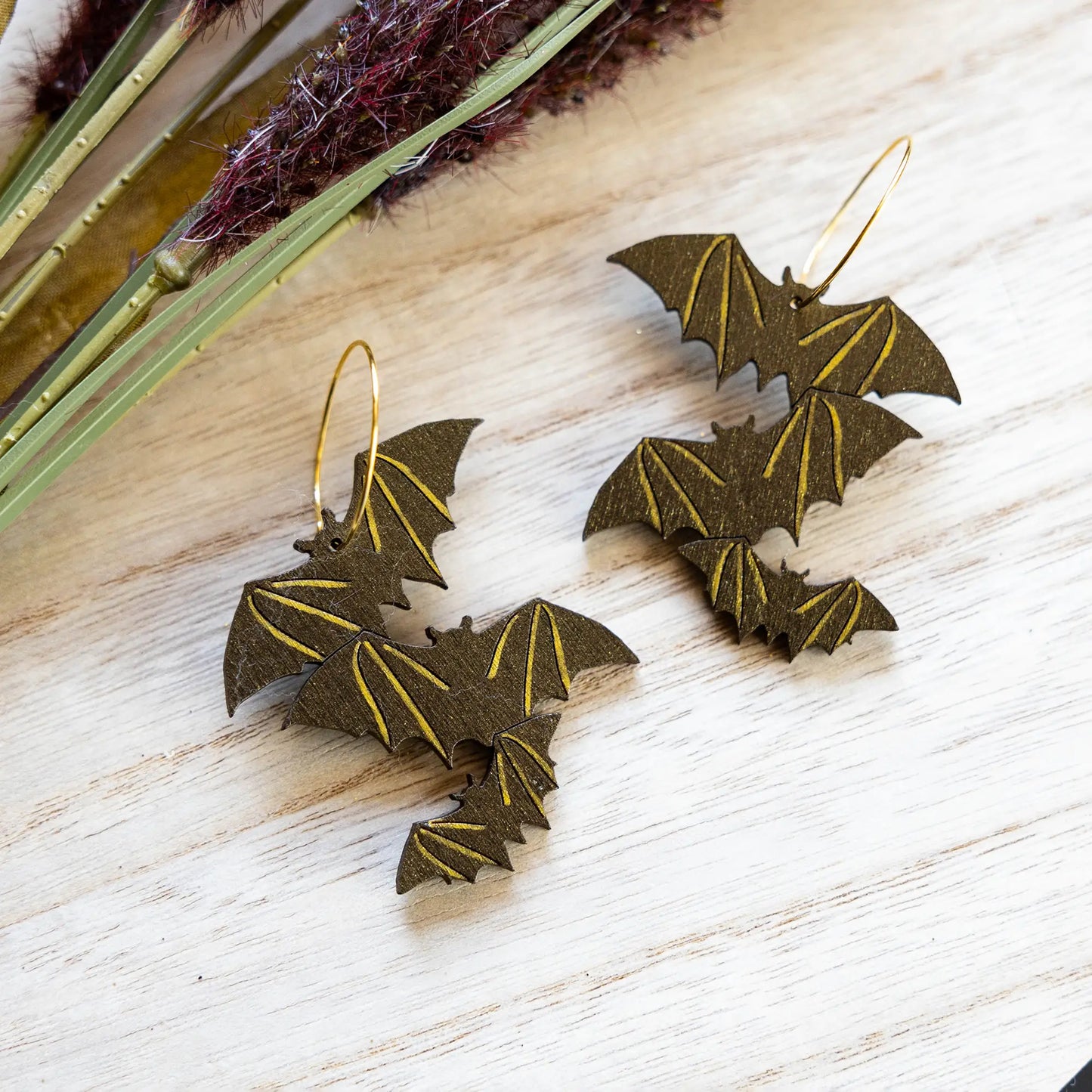 LE CHIC MIAMI - Shimmery Bat Hoops