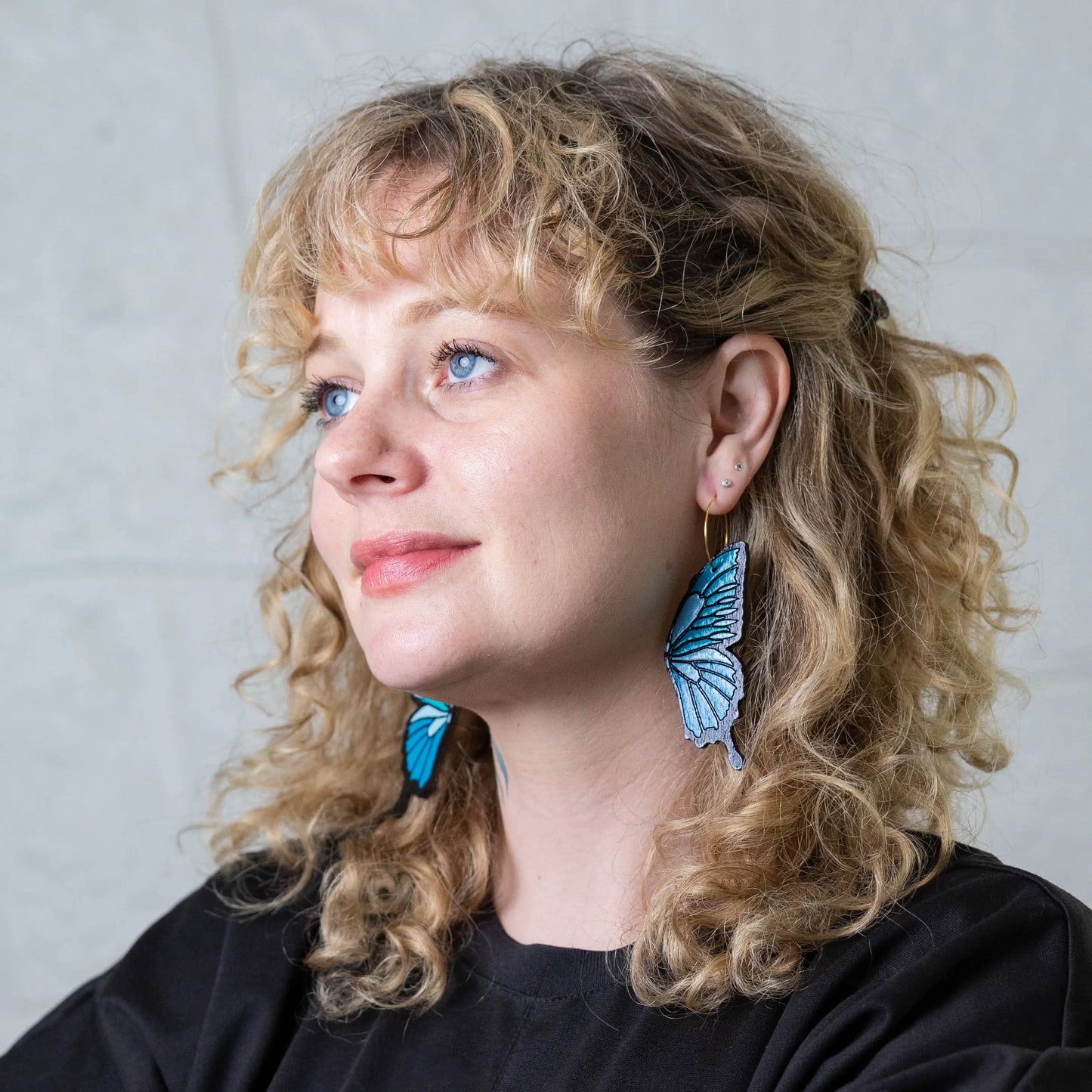 LE CHIC MIAMI - Blue Fantasy Butterfly Hoops