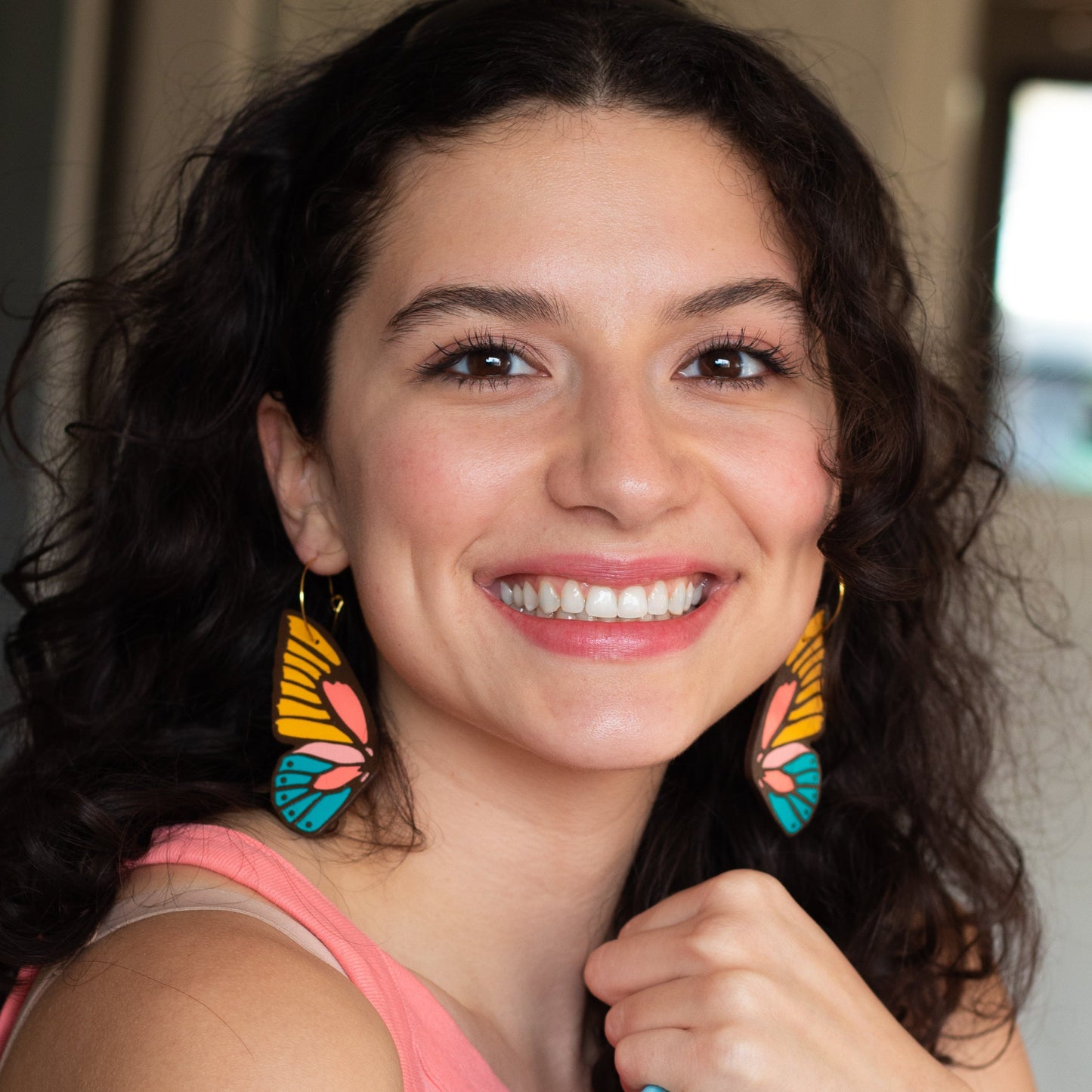 LE CHIC MIAMI - 70s Butterfly Hoops