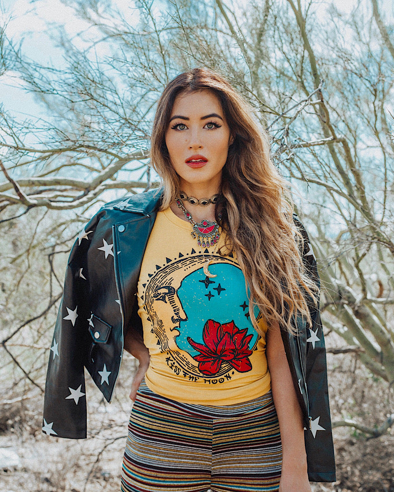 Kiss The Moon Beverly Tee-3