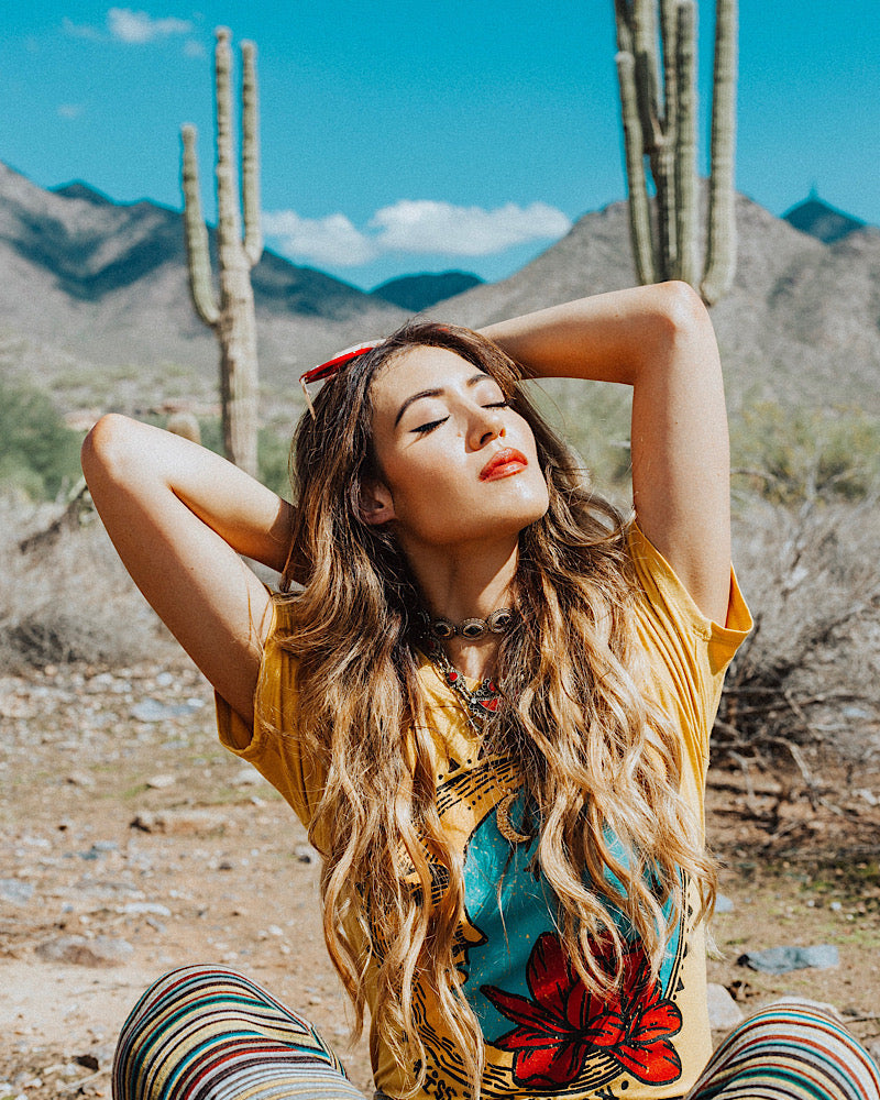 Kiss The Moon Beverly Tee-4