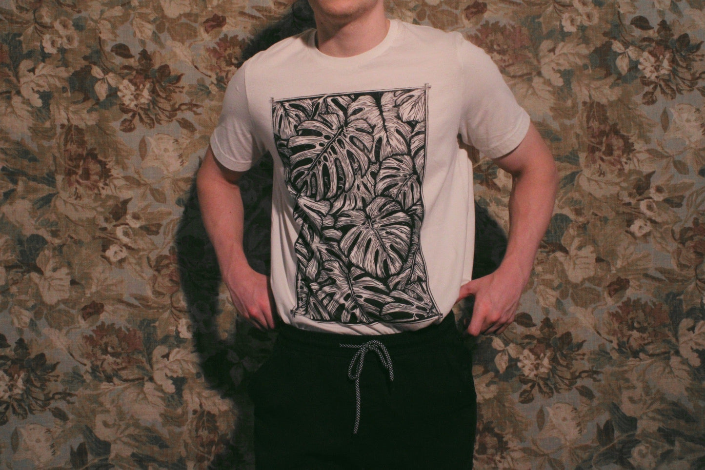 Monstera T-Shirt