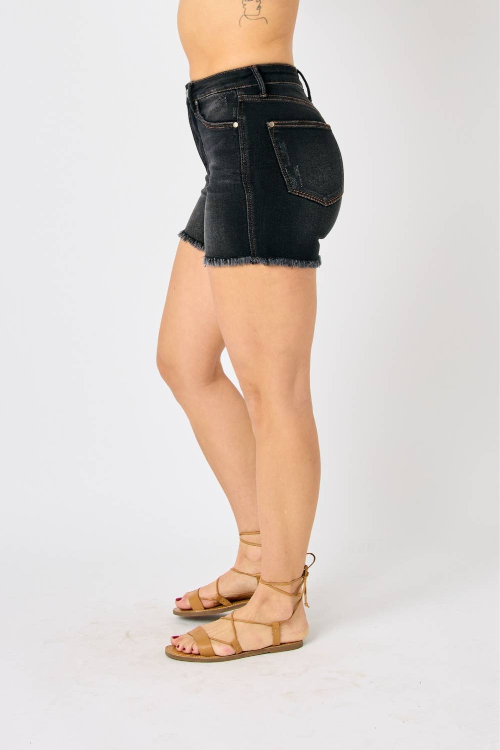Judy Blue - Tummy Control Fray Hem Shorts