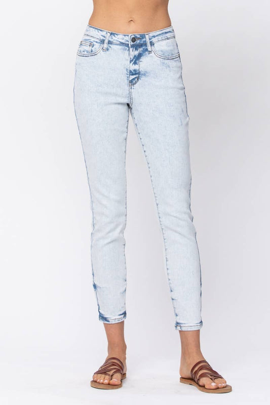 Judy Blue Jeans - HI-RISE SLIM FIT ULTRA LIGHT ACID WASH