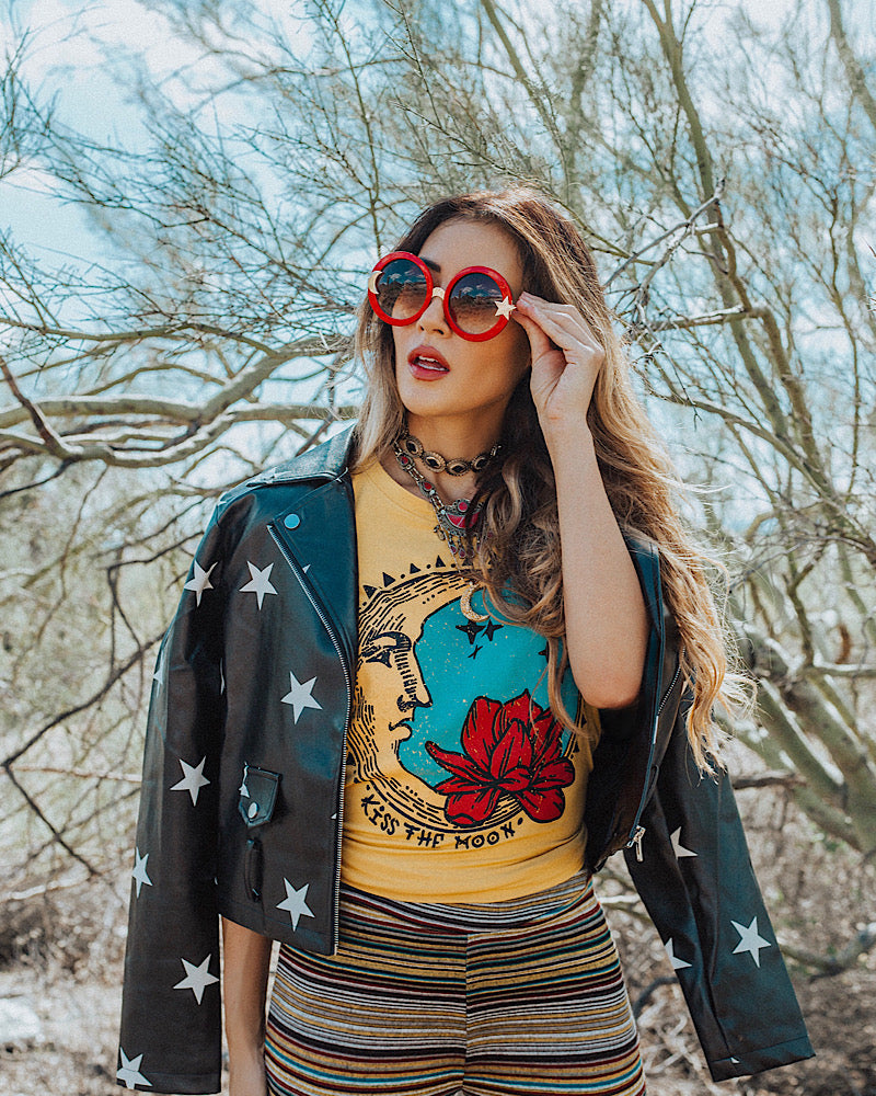 Kiss The Moon Beverly Tee-2