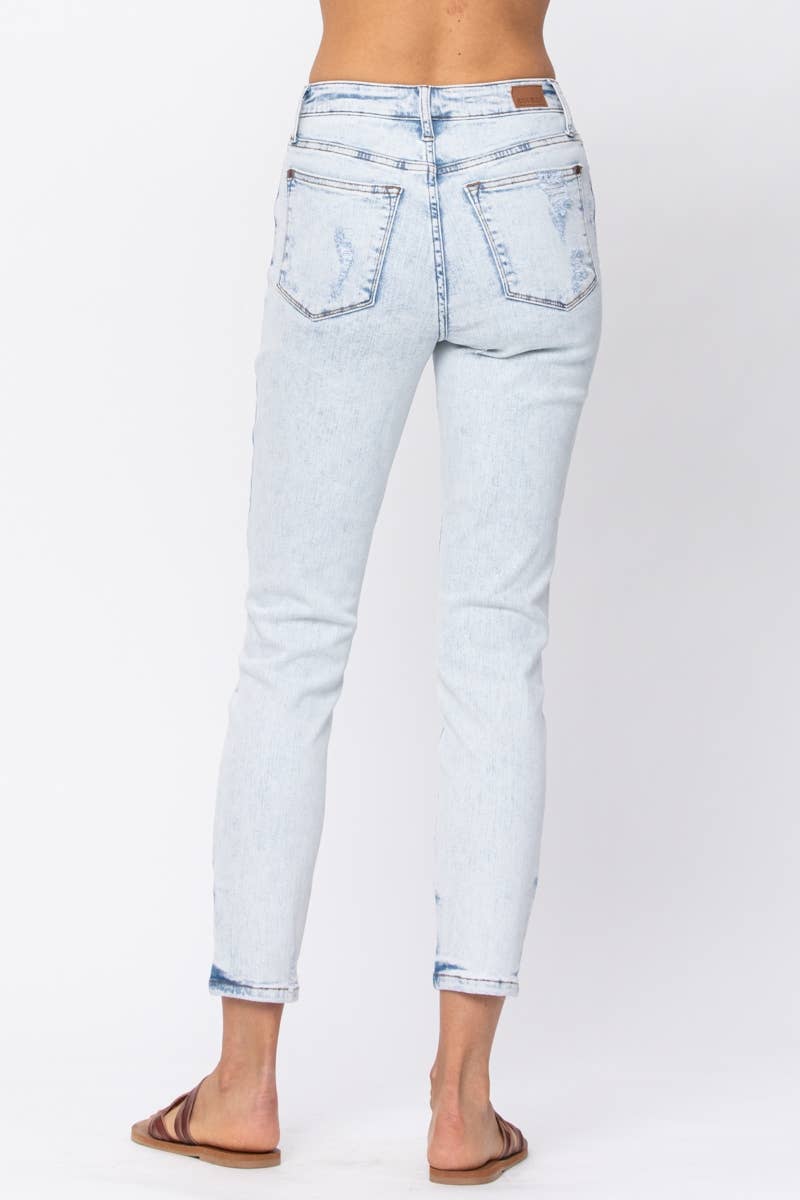 Judy Blue Jeans - HI-RISE SLIM FIT ULTRA LIGHT ACID WASH